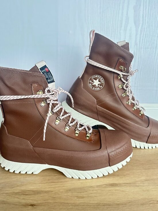 Chuck Taylor All Star Lugged 2.0 CC X-Hi Waterproof Boots Brown 10 Women A12899C - Picture 1 of 10